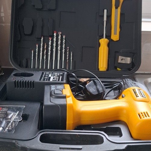 Cordless drill driver - cordless, drill/driver