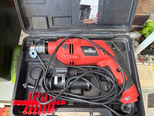 Wilko 240v corded - 240v, drill/driver